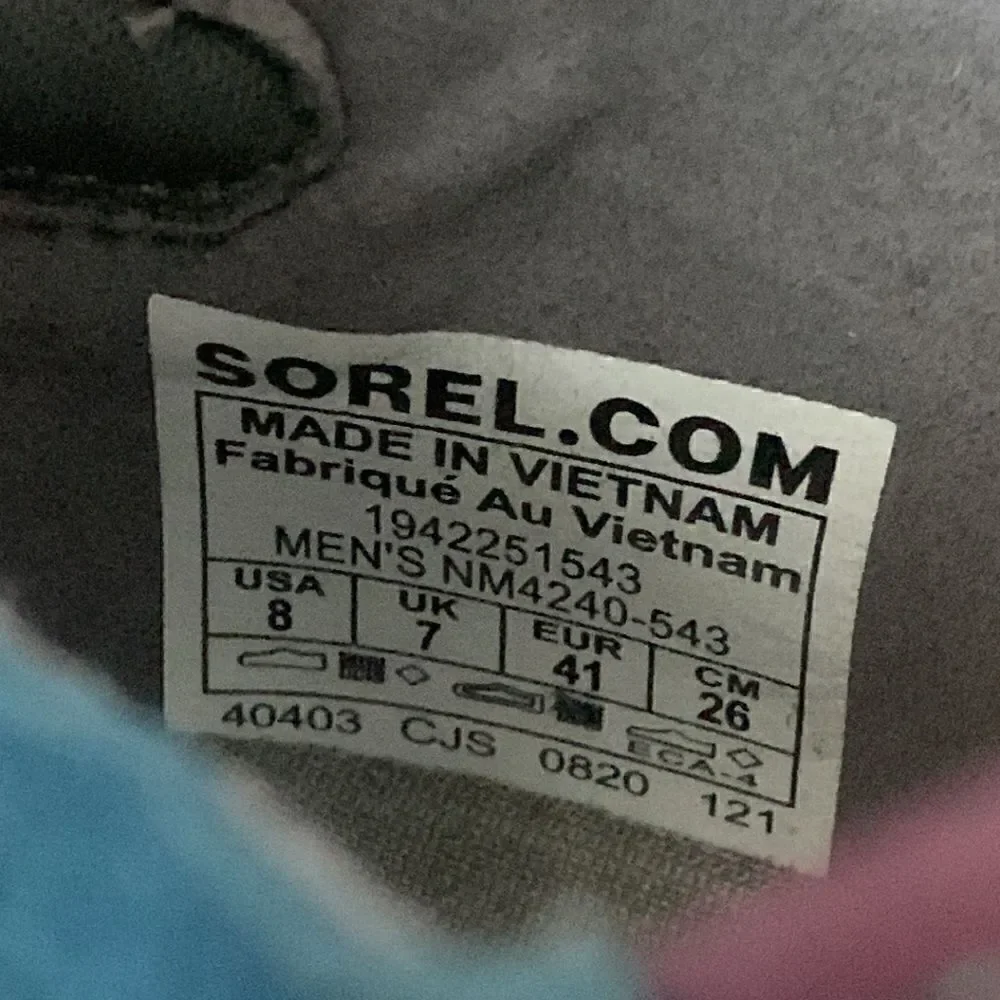 SOREL,  KINETIC running shoes, near new, mens size 8